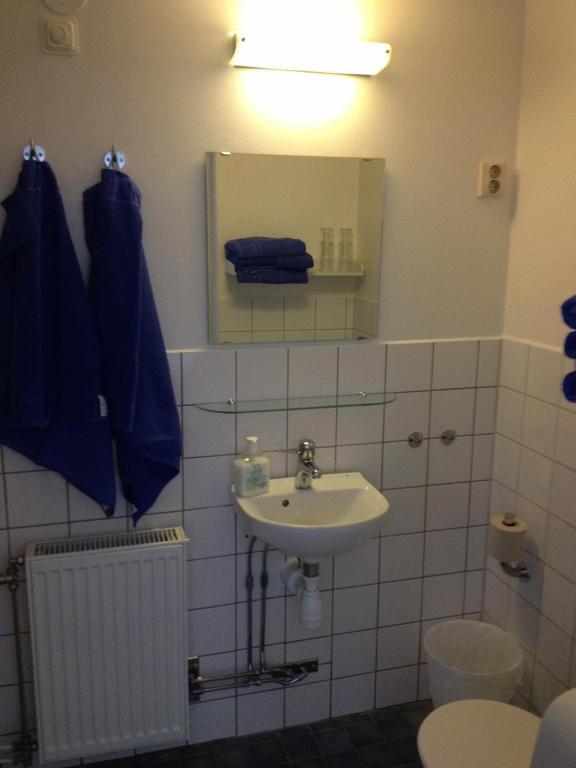 Blasingsborgs Gardshotell Pa Oesterlen Kivik Habitación foto